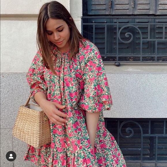 SOLD Zara puff shoulder print dress - Picture 6 of 16